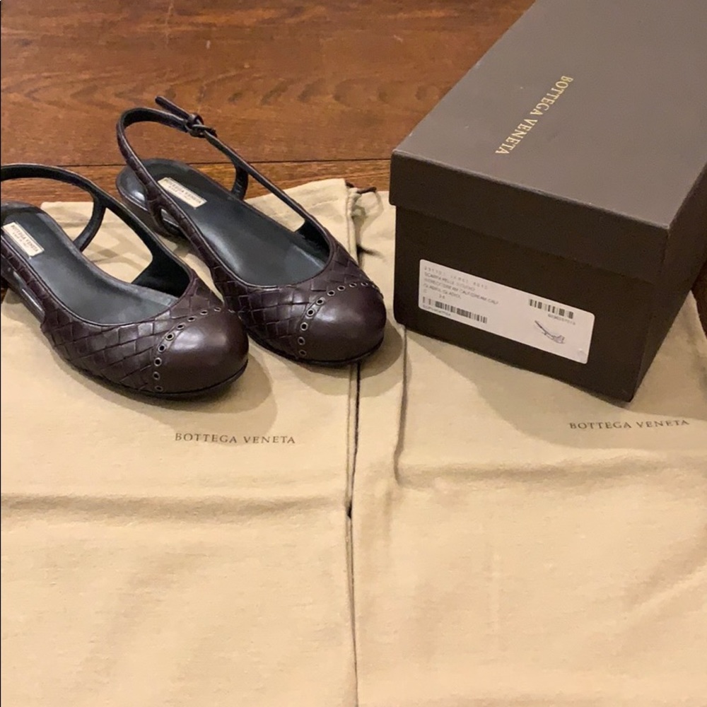Bottega Veneta Intrecciato Slingback Flats - Picture 2 of 11